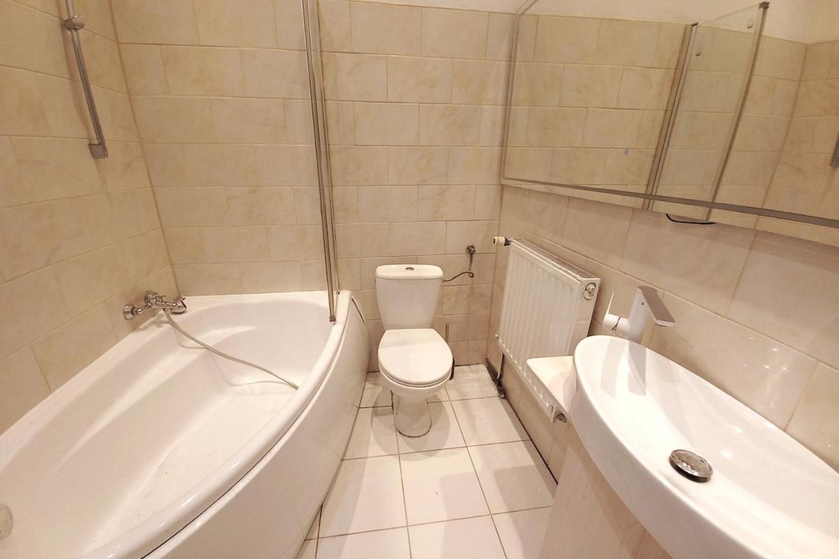 Apartment Old Town - 3 Bedrooms Soltyka Str S4