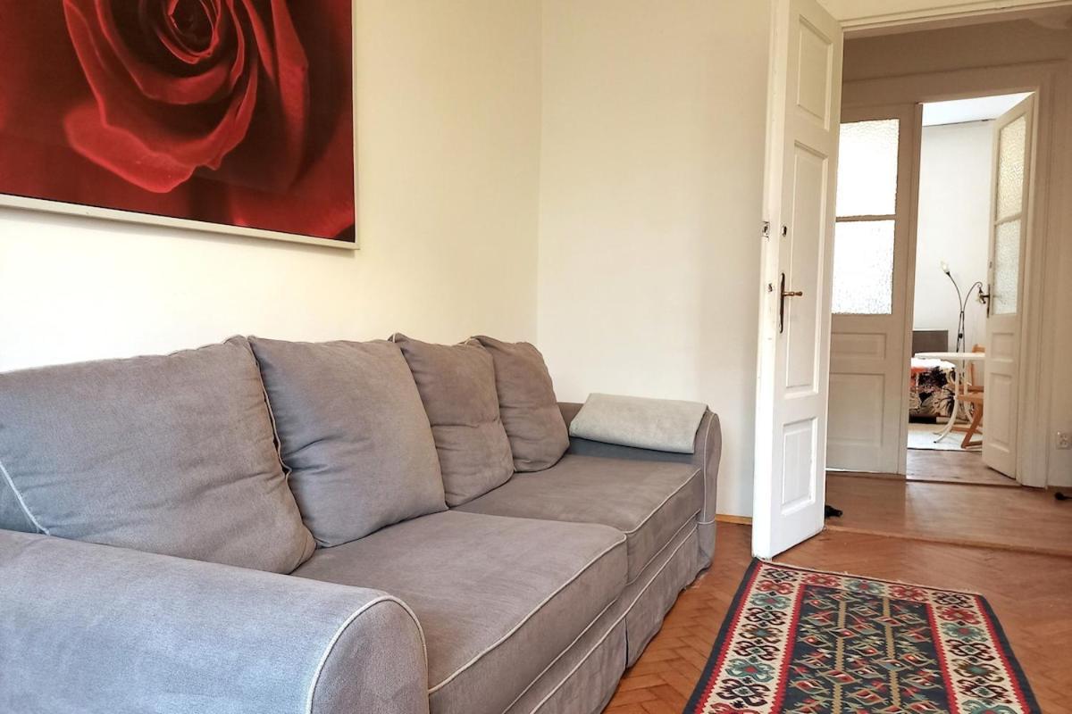 Old Town - 3 Bedrooms Soltyka Str S4